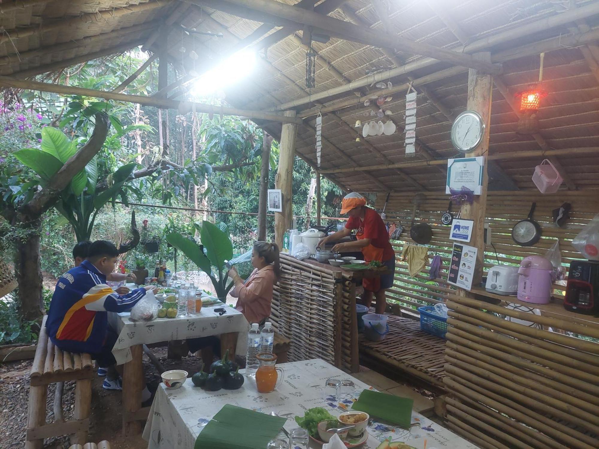 Ban Suan Nai Fun Homestay Pua Extérieur photo